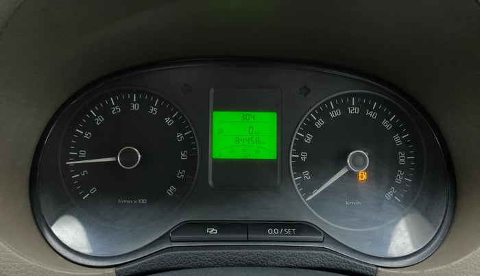 2014 Skoda Rapid ELEGANCE 1.6 TDI MT, Diesel, Manual, 84,401 km, Odometer Image