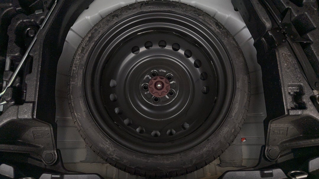 2019 Toyota Corolla Ascent Sport Hybrid, Automatic, 36087 km, Spare Wheel