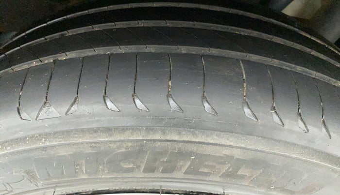 2018 Mahindra MARAZZO M4 7STR, Diesel, Manual, 79,641 km, Left Rear Tyre Tread