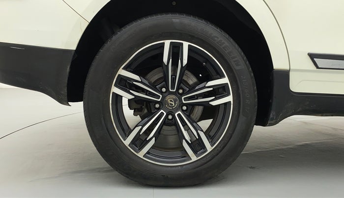 2018 Mahindra MARAZZO M4 7STR, Diesel, Manual, 79,641 km, Right Rear Wheel