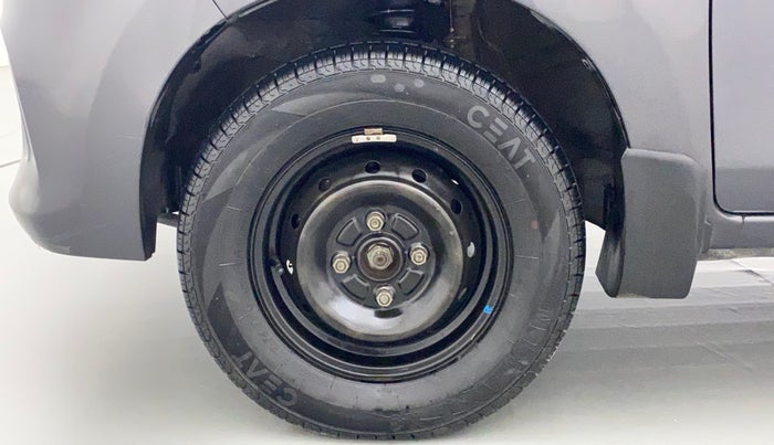 2018 Maruti Alto 800 LXI, Petrol, Manual, 63,477 km, Left Front Wheel