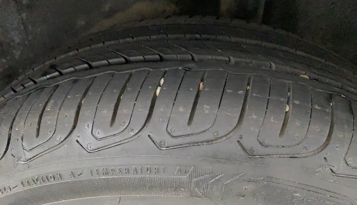 2017 Volkswagen Ameo HIGHLINE1.2L, Petrol, Manual, 55,672 km, Left Rear Tyre Tread