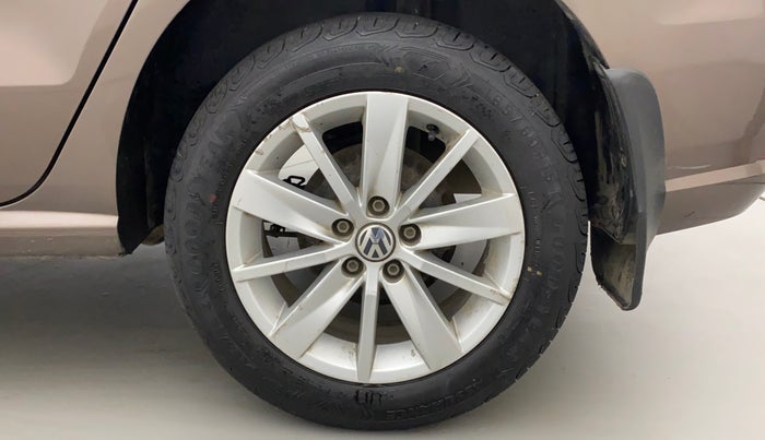 2017 Volkswagen Ameo HIGHLINE1.2L, Petrol, Manual, 55,672 km, Left Rear Wheel