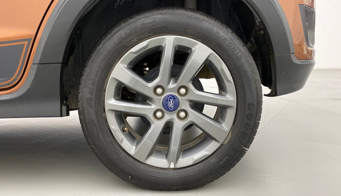 2018 Ford FREESTYLE TITANIUM 1.2 TI-VCT MT, Petrol, Manual, 43,526 km, Left Rear Wheel