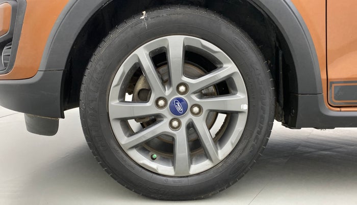 2018 Ford FREESTYLE TITANIUM 1.2 TI-VCT MT, Petrol, Manual, 43,526 km, Left Front Wheel