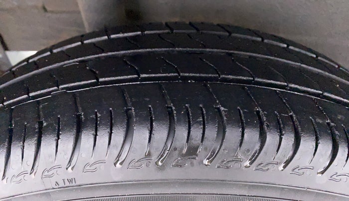 2022 Maruti S PRESSO VXI PLUS, Petrol, Manual, 14,301 km, Right Rear Tyre Tread