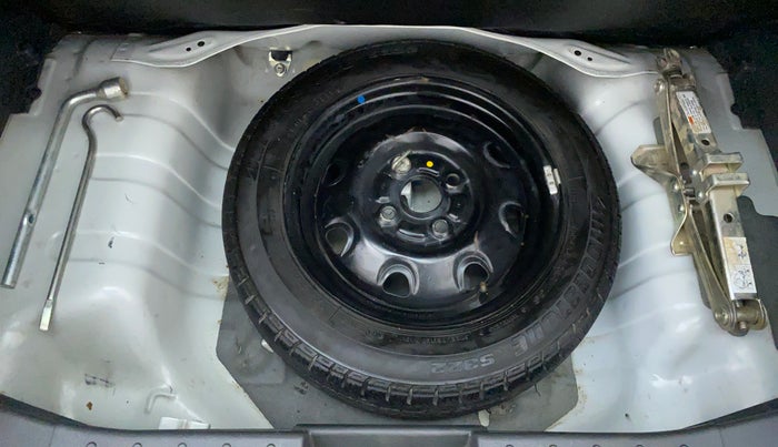 2017 Maruti Alto K10 VXI P, Petrol, Manual, 24,950 km, Spare Tyre