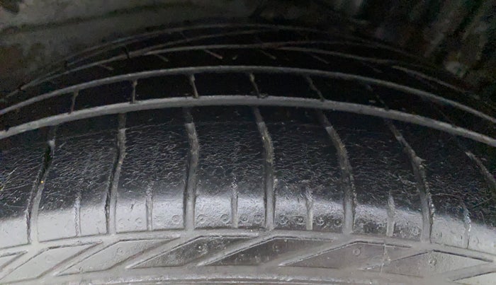 2018 Tata NEXON XZ+ 1.5, Diesel, Manual, 53,144 km, Right Front Tyre Tread