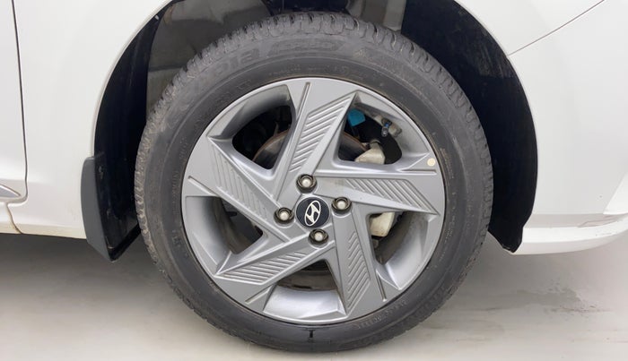2021 Hyundai Verna SX 1.5 VTVT IVT, Petrol, Automatic, 18,919 km, Right Front Wheel