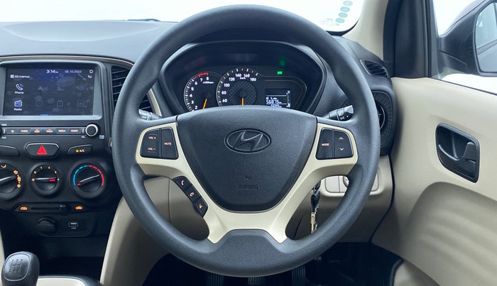 2021 Hyundai NEW SANTRO SPORTZ 1.1, Petrol, Manual, 5,702 km, Steering Wheel Close Up