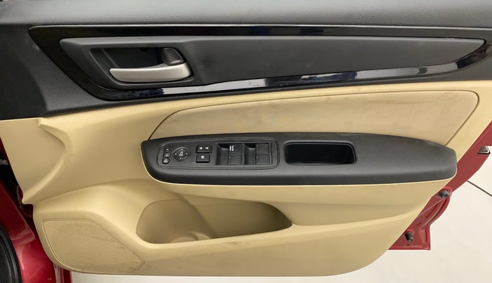 2018 Honda Amaze 1.2L I-VTEC VX, Petrol, Manual, 38,608 km, Driver Side Door Panels Control