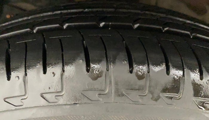 2018 Honda Amaze 1.2L I-VTEC VX, Petrol, Manual, 38,608 km, Left Front Tyre Tread