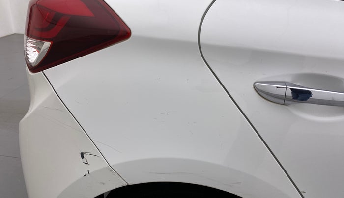 2017 Hyundai Elite i20 ASTA 1.2 (O), Petrol, Manual, 41,497 km, Right quarter panel - Minor scratches