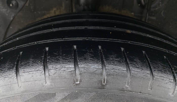 2017 Hyundai Elite i20 ASTA 1.2 (O), Petrol, Manual, 41,497 km, Right Rear Tyre Tread
