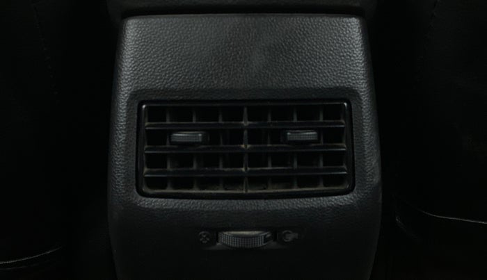 2017 Hyundai Elite i20 ASTA 1.2 (O), Petrol, Manual, 41,497 km, Rear AC Vents