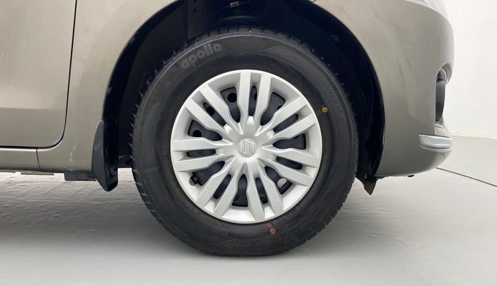 2019 Maruti Dzire VXI, Petrol, Manual, 18,652 km, Right Front Wheel