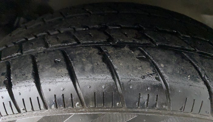 2014 Volkswagen Polo HIGHLINE1.2L PETROL, Petrol, Manual, 83,631 km, Left Rear Tyre Tread
