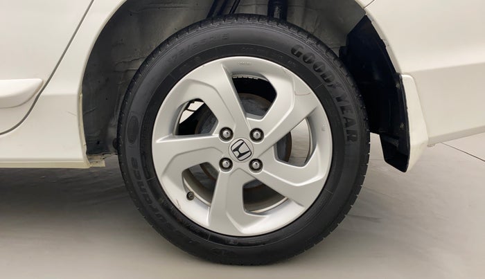 2017 Honda City V MT PETROL, Petrol, Manual, 35,601 km, Left Rear Wheel