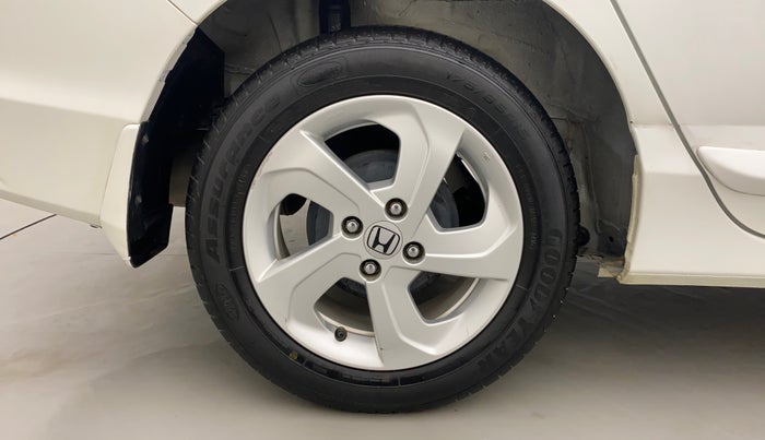 2017 Honda City V MT PETROL, Petrol, Manual, 35,601 km, Right Rear Wheel