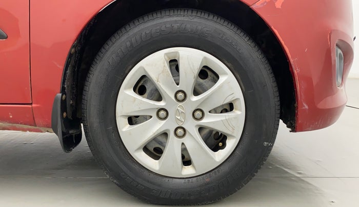 2012 Hyundai i10 MAGNA 1.2 KAPPA2, Petrol, Manual, 28,619 km, Right Front Wheel