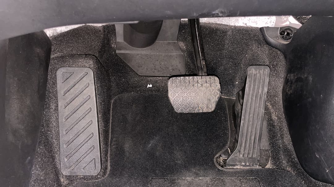 2022 Mazda CX-8 Sport (FWD), Automatic, 59979 km, Pedals and Footmat