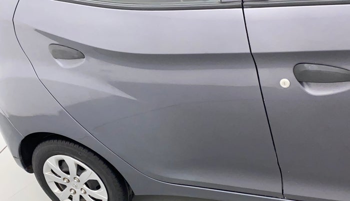 2017 Hyundai Eon MAGNA +, Petrol, Manual, 50,472 km, Right rear door - Slightly dented