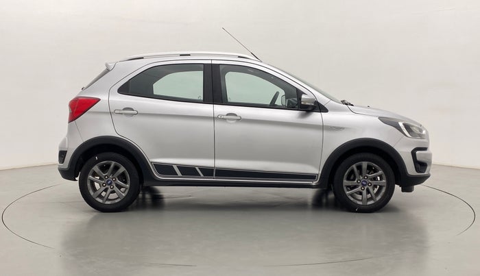 2018 Ford FREESTYLE TITANIUM + 1.2 TI-VCT, Petrol, Manual, 87,278 km, Right Side View