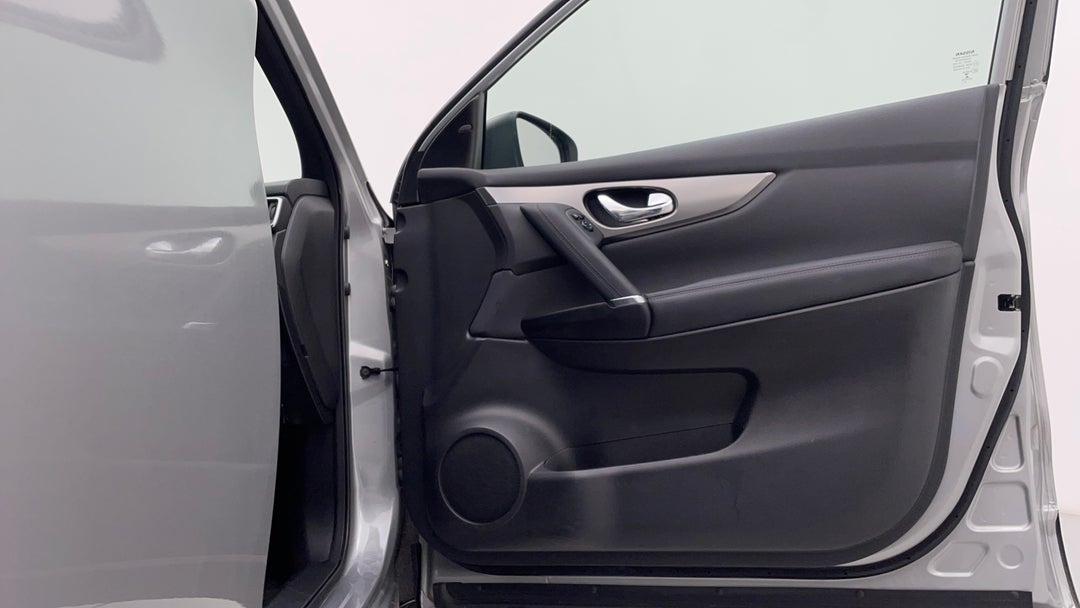 2018 Nissan Qashqai Ti, Automatic, 52888 km, Speaker View