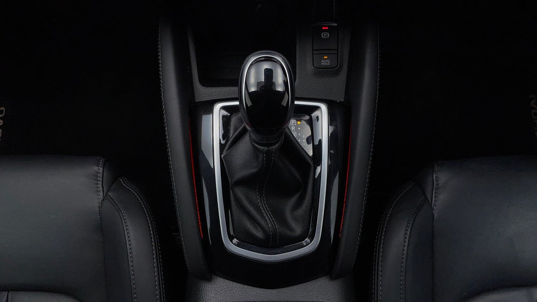 2018 Nissan Qashqai Ti, Automatic, 52888 km, Gear Lever 