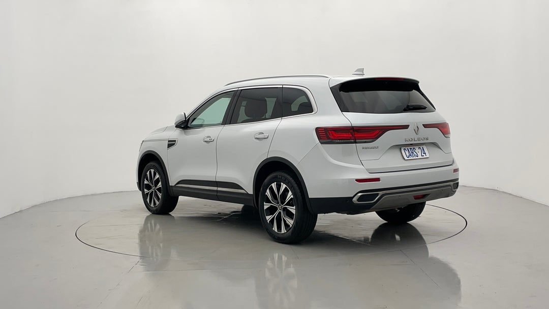 Left Back Diagonal (45- Degree) View