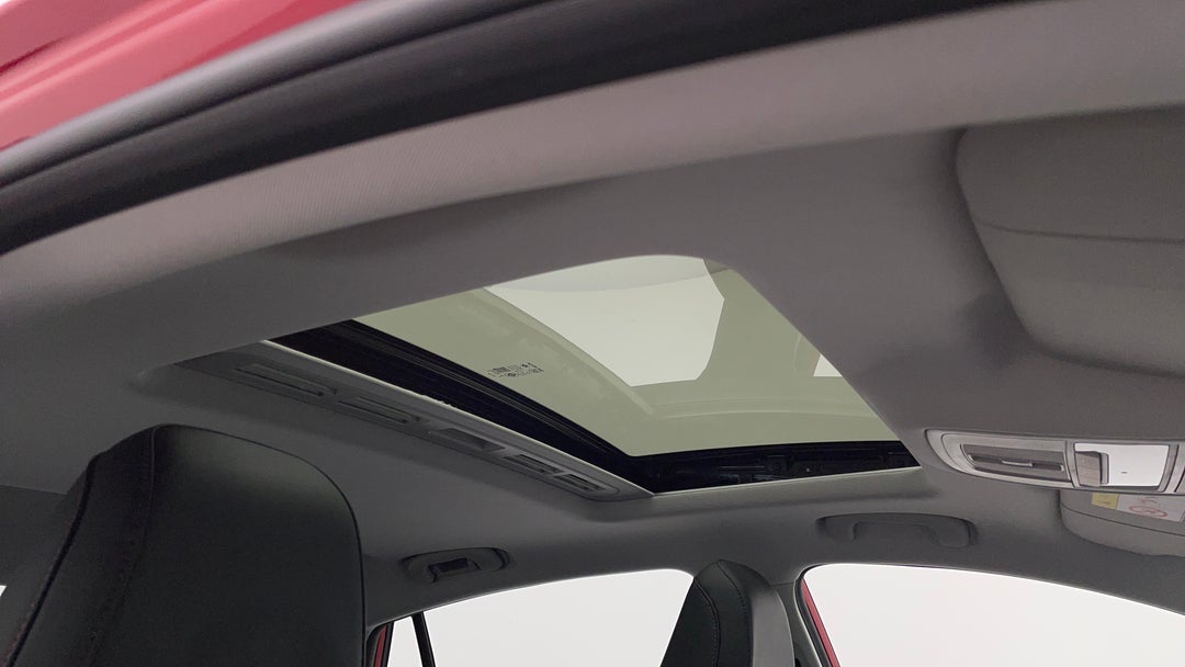 Interior Sunroof/Moonroof