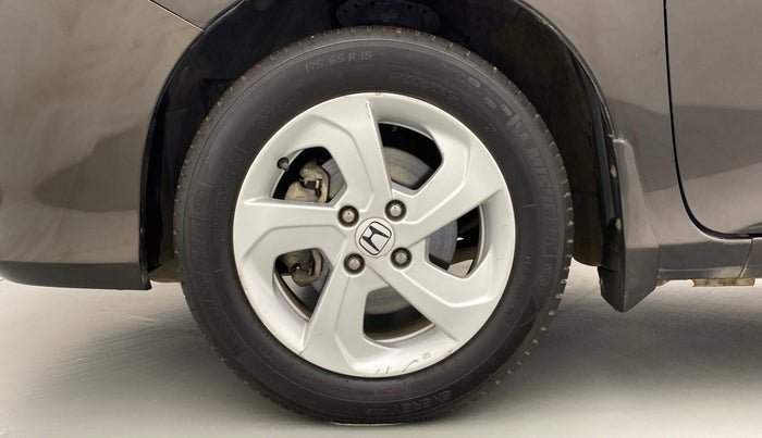 2015 Honda City V MT PETROL, Petrol, Manual, 61,965 km, Left Front Wheel