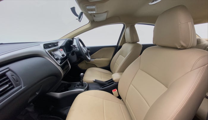 2015 Honda City V MT PETROL, Petrol, Manual, 61,965 km, Right Side Front Door Cabin