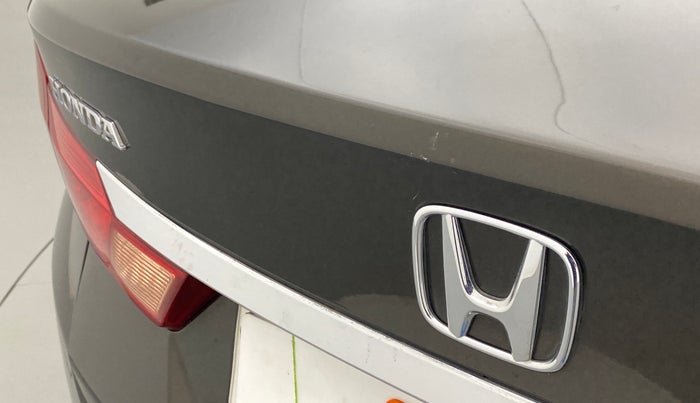 2015 Honda City V MT PETROL, Petrol, Manual, 61,965 km, Dicky (Boot door) - Minor scratches