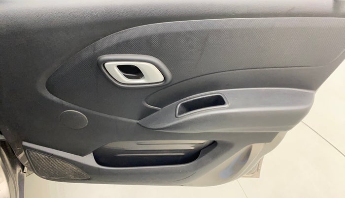 2018 Datsun Redi Go S 1.0, Petrol, Manual, 55,208 km, Driver Side Door Panels Control