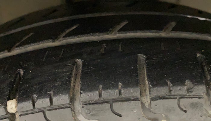 2018 Datsun Redi Go S 1.0, Petrol, Manual, 55,208 km, Right Front Tyre Tread