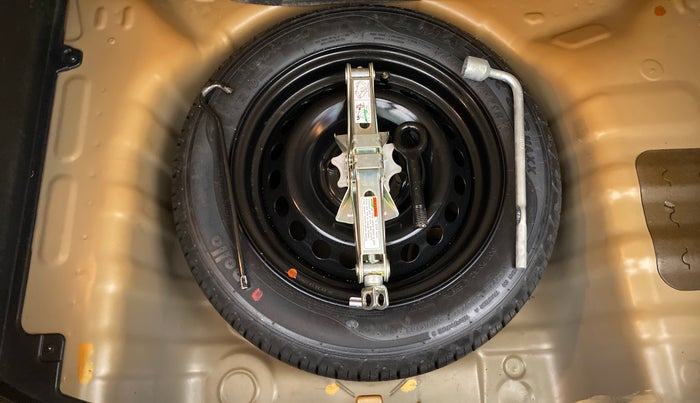 2016 Hyundai Grand i10 ASTA 1.2 VTVT, Petrol, Manual, 69,702 km, Spare Tyre