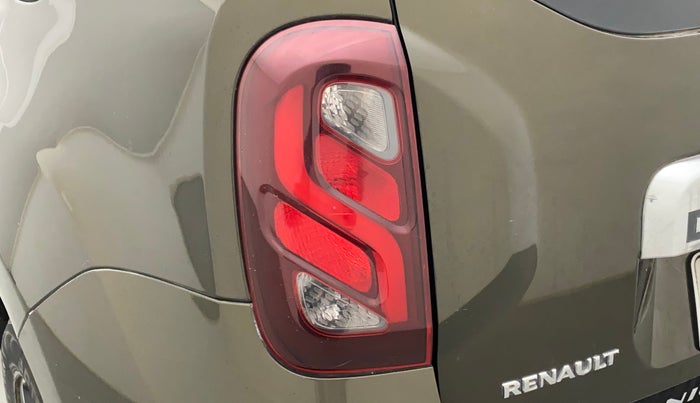 2017 Renault Duster RXS CVT, Petrol, Automatic, 28,069 km, Left tail light - Minor scratches