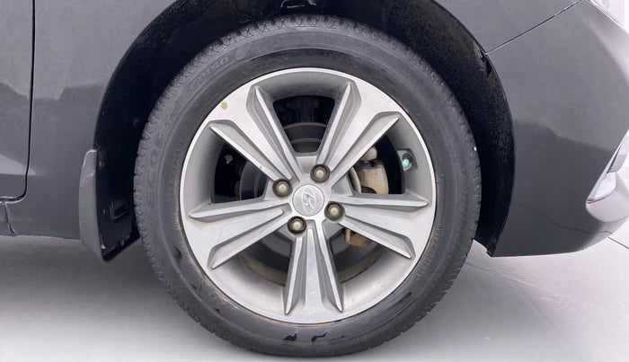 2018 Hyundai Verna 1.6 CRDI SX + AT, Diesel, Automatic, 34,484 km, Right Front Wheel