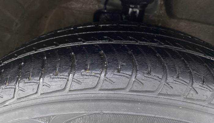 2019 Maruti Celerio ZXI, Petrol, Manual, 35,898 km, Right Front Tyre Tread