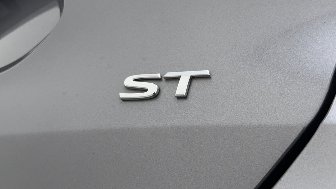 Badge (Boot Right Side)