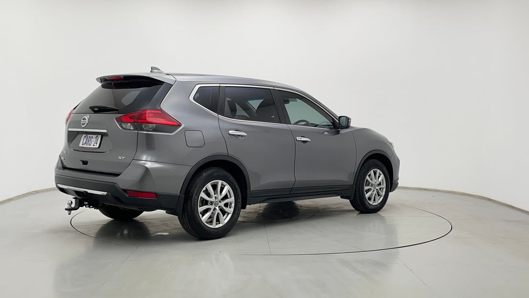 Right Back Diagonal (45- Degree) View