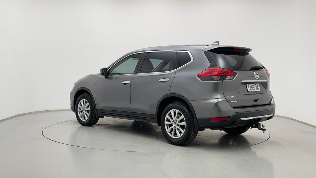 Left Back Diagonal (45- Degree) View