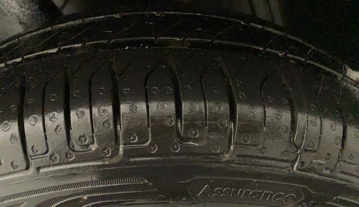2016 Datsun Go A, Petrol, Manual, 31,330 km, Left Rear Tyre Tread