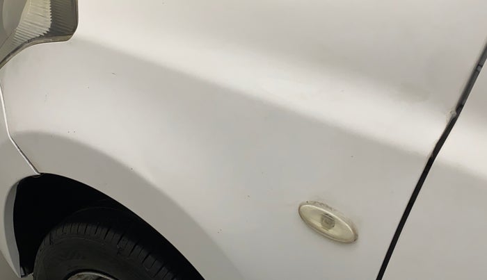 2016 Datsun Go A, Petrol, Manual, 31,330 km, Left fender - Slightly dented