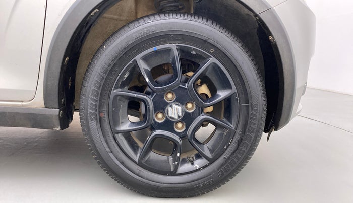 2018 Maruti IGNIS ALPHA 1.2 K12 AMT, Petrol, Automatic, 33,911 km, Right Front Wheel