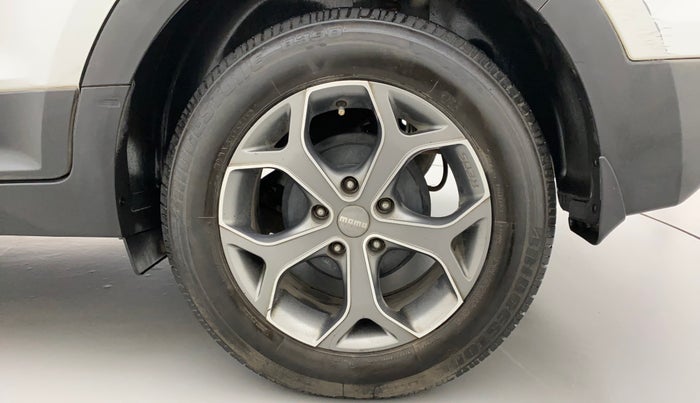 2016 Hyundai Creta SX PLUS 1.6 PETROL, Petrol, Manual, 1,00,496 km, Left Rear Wheel