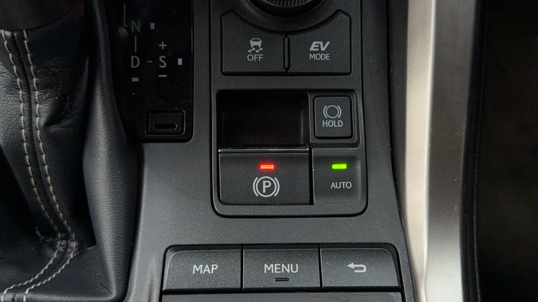 2018 Lexus Nx300h Luxury Hybrid (FWD), Automatic, 68525 km, Handbrake