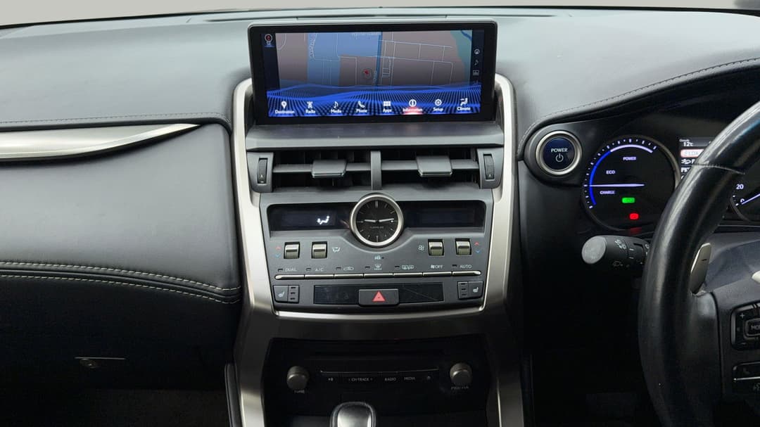 2018 Lexus Nx300h Luxury Hybrid (FWD), Automatic, 68525 km, Center Console