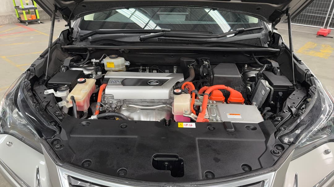 2018 Lexus Nx300h Luxury Hybrid (FWD), Automatic, 68525 km, Open Bonnet (Engine)